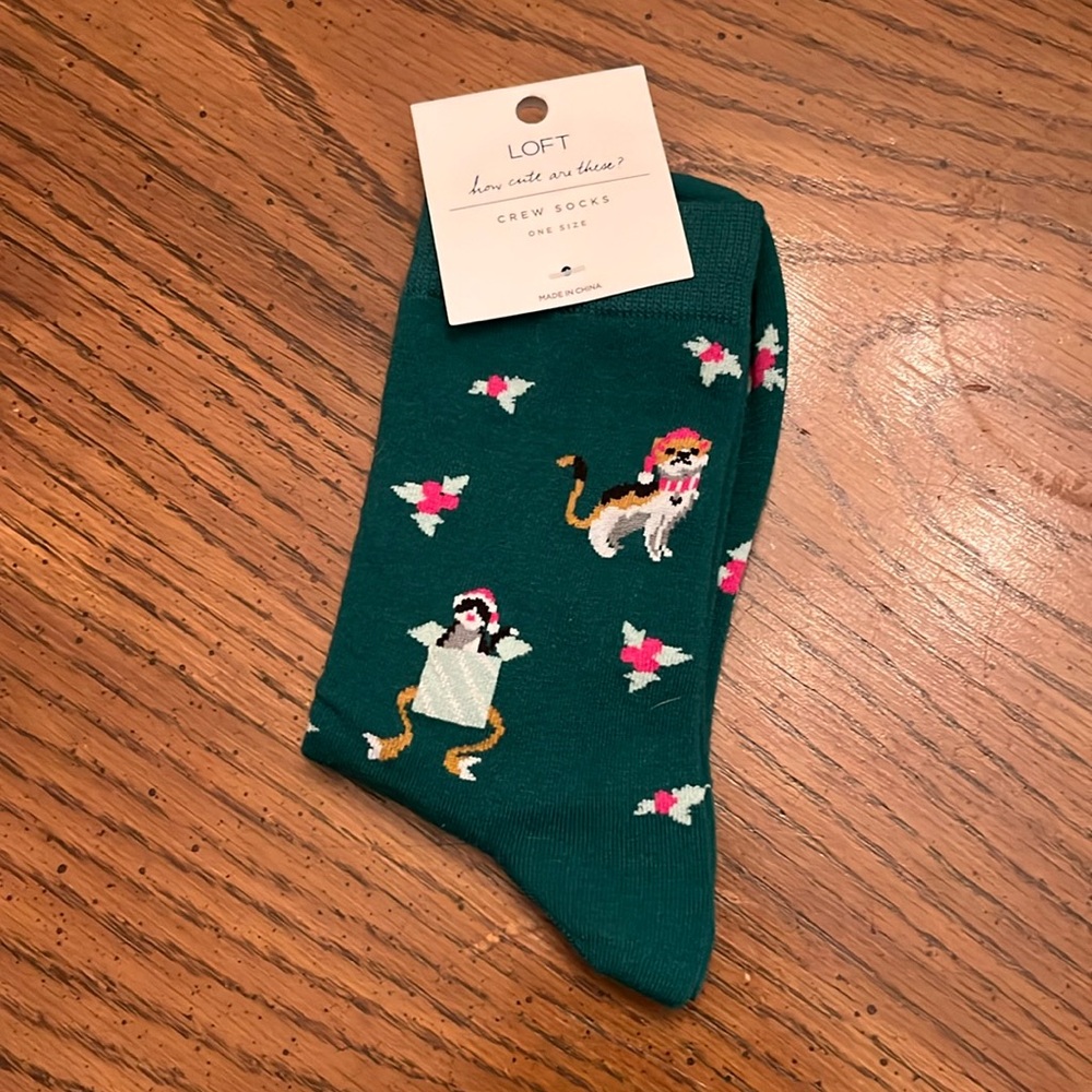 Loft holiday cat crew socks, NWT
